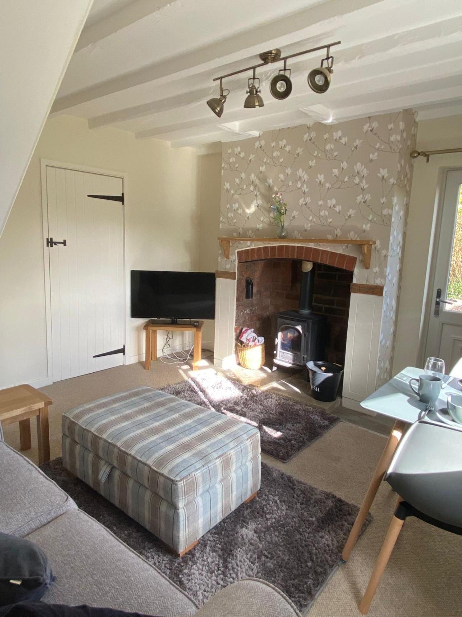Stone Hill Farm B&B Shrawley ภายนอก รูปภาพ